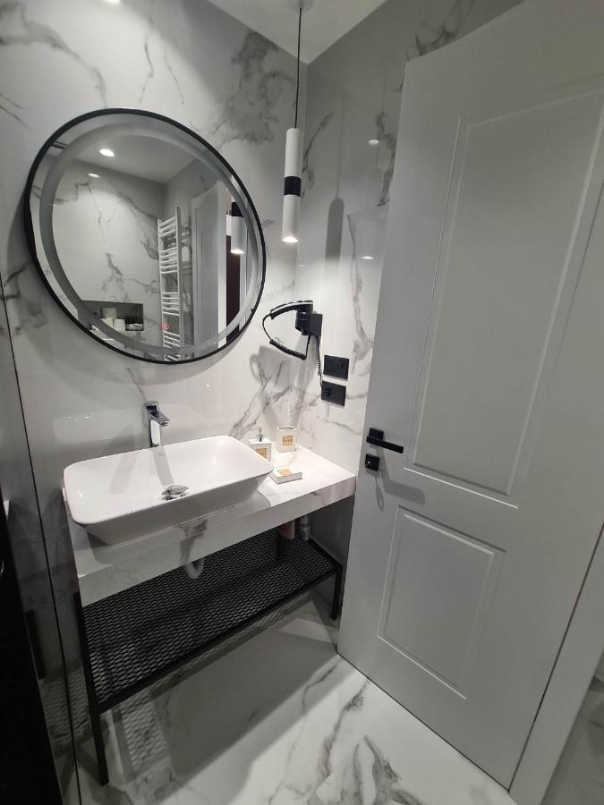 Grey Luxury Apartment Gjirokastra Zewnętrze zdjęcie